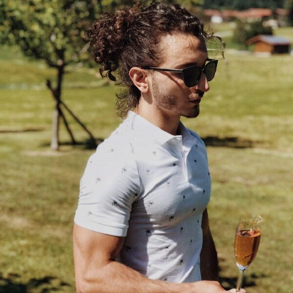 ქართველი ლუკა ნოზას წარმატებული მუსიკალური კარიერა გერმანიაში და მისი მსოფლიო დონის ბენდი ქართველი ლუკა ნოზას წარმატებული მუსიკალური კარიერა გერმანიაში და მისი მსოფლიო დონის ბენდი - Sputnik საქართველო