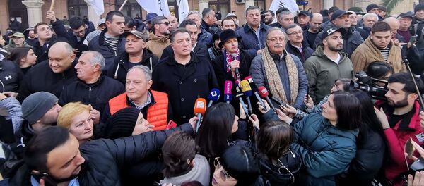 Акция протеста объединенной оппозиции в городе Кутаиси 6 декабря - Sputnik Грузия