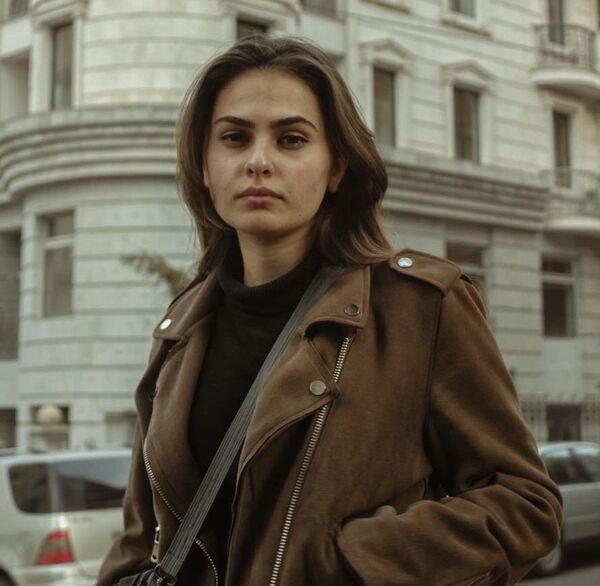 შოკოლადის ხელოვნება: 19 წლის სტუდენტი გოგონა, რომელიც ხელნაკეთ შოკოლადს ამზადებს შოკოლადის ხელოვნება: 19 წლის სტუდენტი გოგონა, რომელიც ხელნაკეთ შოკოლადს ამზადებს - Sputnik საქართველო