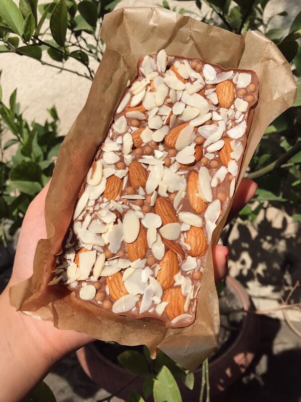 შოკოლადის ხელოვნება: 19 წლის სტუდენტი გოგონა, რომელიც ხელნაკეთ შოკოლადს ამზადებს შოკოლადის ხელოვნება: 19 წლის სტუდენტი გოგონა, რომელიც ხელნაკეთ შოკოლადს ამზადებს - Sputnik საქართველო