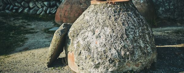 Древние сосуды для изготовления вина - квеври - Sputnik Грузия