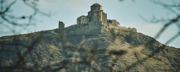 Храм Джвари зимой - Sputnik Грузия