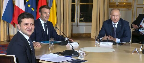 Путин подсказал Зеленскому, куда повернуться для совместного фото - Sputnik Грузия