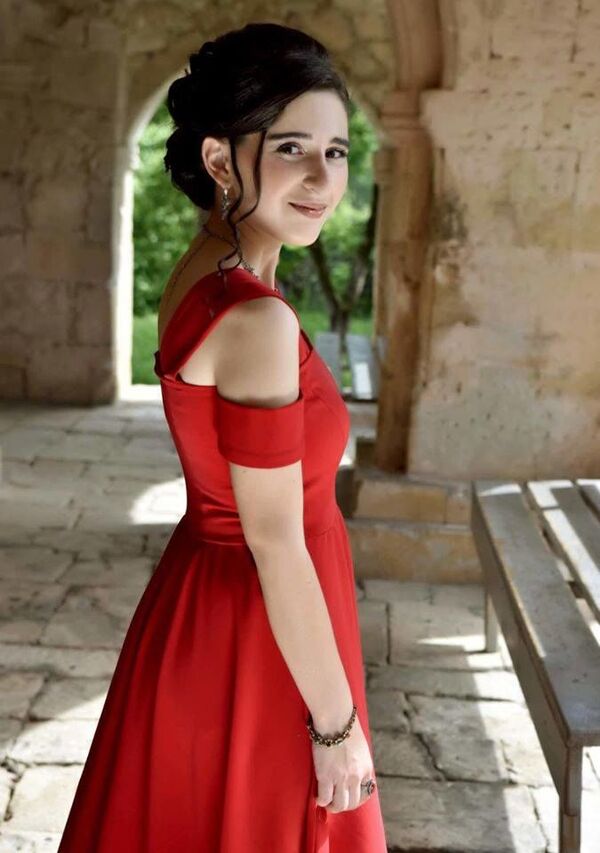 მეხსიერებაში „გაცოცხლებული“ ქართული და უცხო ჟღერადობის სიტყვა, რომელმაც პატარა გოგო აატირა მეხსიერებაში „გაცოცხლებული“ ქართული და უცხო ჟღერადობის სიტყვა, რომელმაც პატარა გოგო აატირა - Sputnik საქართველო