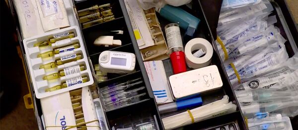 Эксперты-криминалисты изучают ситуацию на месте происшествия - Sputnik Грузия