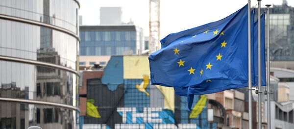 ევროკავშირის დროშა  ბრიუსელის ოფისის წინ ევროკავშირის დროშა  ბრიუსელის ოფისის წინ - Sputnik საქართველო