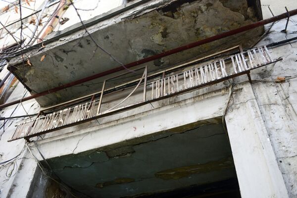 Пристанище для душ, которые очень устали - как в Тбилиси появился камерный театр? Пристанище для душ, которые очень устали - как в Тбилиси появился камерный театр? - Sputnik Грузия