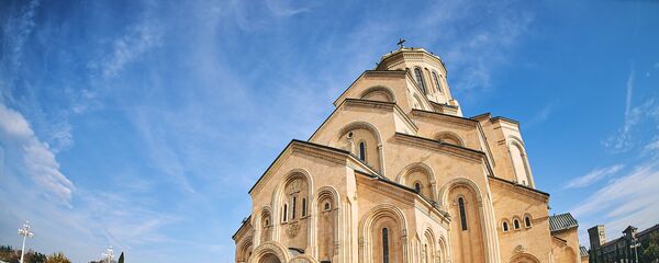 Собор Святой Троицы - Самеба в солнечный день - Sputnik Грузия