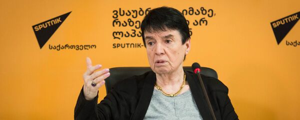 Нона Гаприндашвили Нона Гаприндашвили - Sputnik Грузия