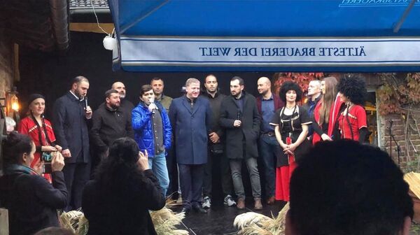 კიოლნის N1 ქართველი და გერმანულ სასწავლებელში მის მიერ დანერგილი ჩვენებური ცეკვის ილეთები კიოლნის N1 ქართველი და გერმანულ სასწავლებელში მის მიერ დანერგილი ჩვენებური ცეკვის ილეთები - Sputnik საქართველო