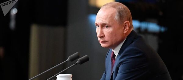 Ежегодная большая пресс-конференция президента РФ Владимира Путина  - Sputnik Грузия
