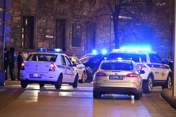 Инцидент произошел около дома 12 по улице Большая Лубянка вечером
 - Sputnik Грузия