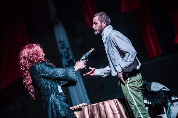 25 წლის რეჟისორი და ქართული თეატრი ქალაქში, საიდანაც ახალგაზრდები აღარ გაიქცევიან 25 წლის რეჟისორი და ქართული თეატრი ქალაქში, საიდანაც ახალგაზრდები აღარ გაიქცევიან - Sputnik საქართველო