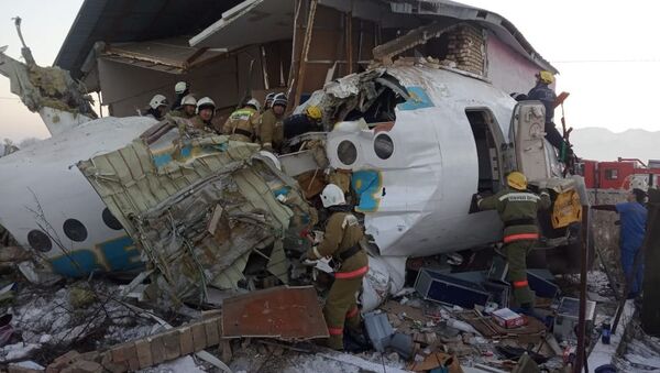 Крушение пассажирского самолета в Казахстане - Sputnik Грузия