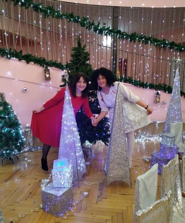 პატარების ზეიმი მოხუცებისთვის, ანუ სიკეთის გაკვეთილები თემაზე – ჩვენც დავბერდებით პატარების ზეიმი მოხუცებისთვის, ანუ სიკეთის გაკვეთილები თემაზე – ჩვენც დავბერდებით - Sputnik საქართველო