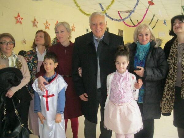 ბრილიანტის მწვანით მოხატული ფეხი და „უსახური ადამიანი“ანუ რა გვიშლის ხელს ბედნიერებაში ბრილიანტის მწვანით მოხატული ფეხი და „უსახური ადამიანი“ანუ რა გვიშლის ხელს ბედნიერებაში - Sputnik საქართველო