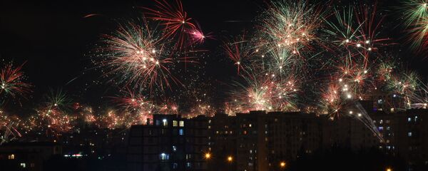 ფეიერვერკები ახალი წლის ღამით - Sputnik საქართველო