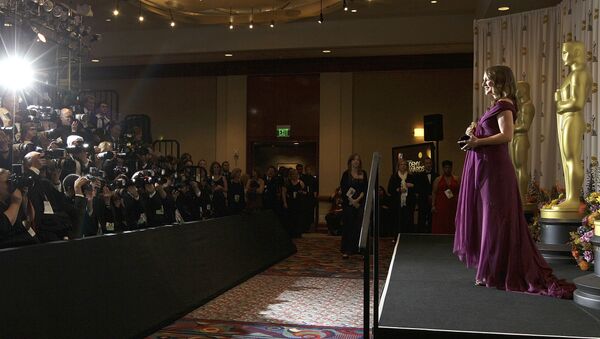Актриса Натали Портман на 83-й церемонии вручения премии Оскар в Лос-Анджелесе - Sputnik Грузия