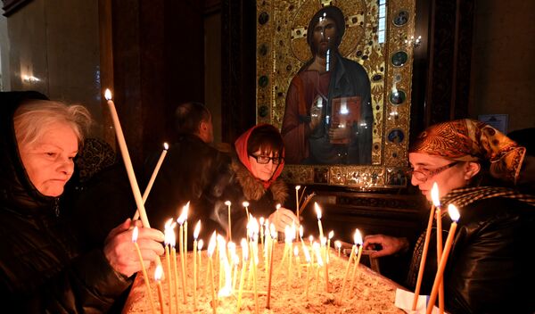 Все свои мысли и молитвы жители Грузии в праздник Крещения обращают к светлому будущему, благоденствию и миру как в душе, так и в стране - Sputnik Грузия