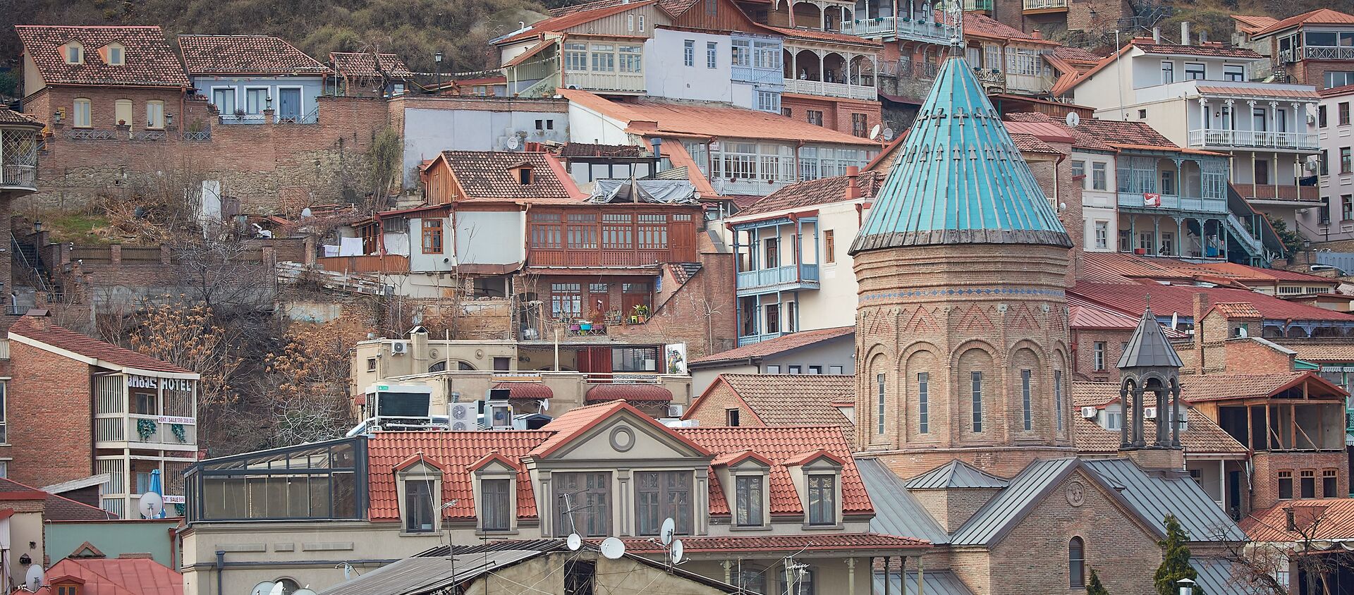 Вид на район Калаубани в исторической части города Тбилиси - Sputnik Грузия, 1920, 20.01.2020