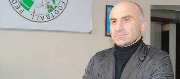 Новый главный тренер национальной сборной Таджикистана по футзалу Александр Дзабирадзе - Sputnik Грузия