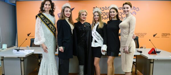 Пресс-конференция: итоги модного года - в Тбилиси наградили представителей фешн-индустрии - Sputnik Грузия