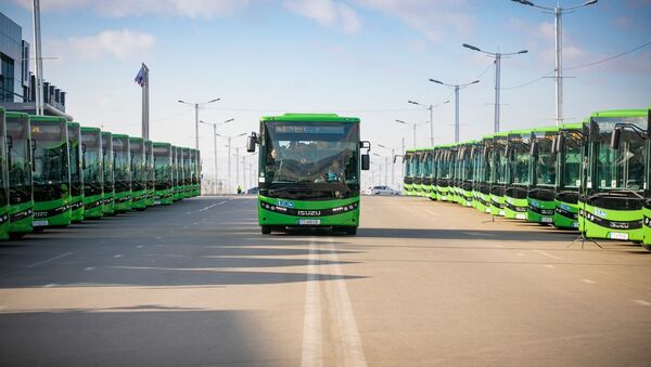 Новые автобусы марки ISUZU - Sputnik Грузия