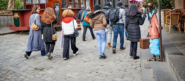 ტურისტები თბილისის ქუჩებში - Sputnik საქართველო