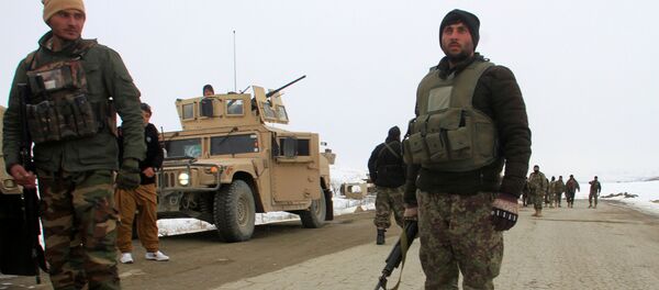 Афганские силы безопасности направляются к месту крушения самолета - Sputnik Грузия