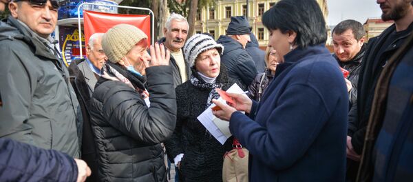 Альянс патриотов Грузии проводит опрос в столице Грузии - Sputnik Грузия