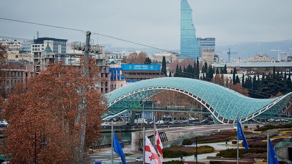 Вид на город Тбилиси зимой - Sputnik Грузия