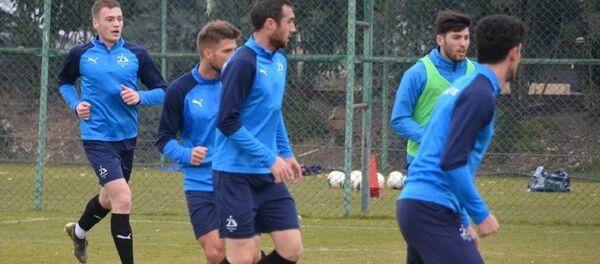 Футболисты Динамо Тбилиси на предсезонных сборах - Sputnik Грузия