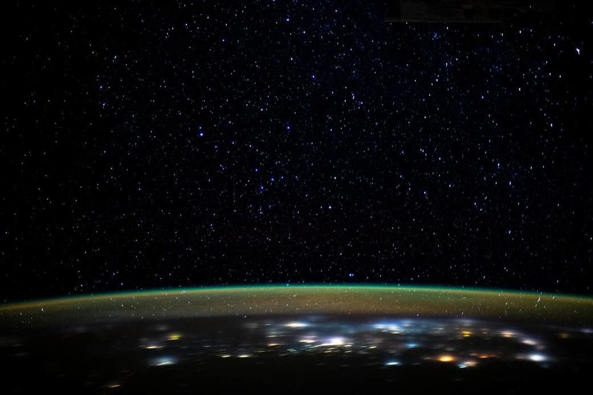 Вид на Землю с борта Международной космической станции - Sputnik Грузия, 1920, 07.04.2022