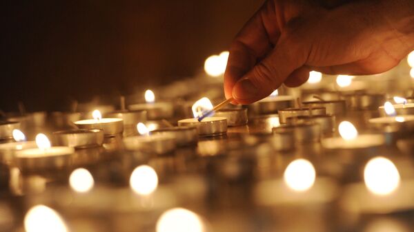 Церемония зажжения свечей в память жертв Холокоста - Sputnik Грузия