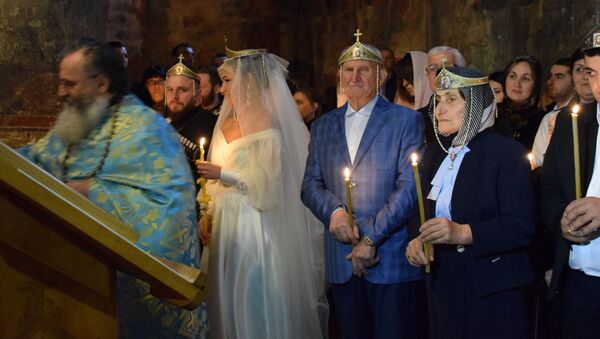 Венчание возрастной пары в Кахети - Sputnik Грузия