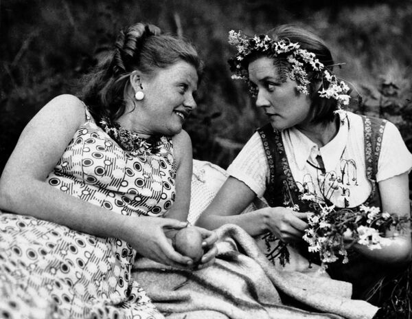 С добрейшим утром: Муравьева - если бы я не стала актрисой, была бы несчастна С добрейшим утром: Муравьева - если бы я не стала актрисой, была бы несчастна - Sputnik Грузия