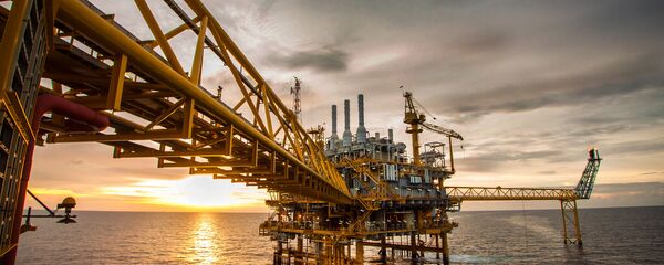 ნავთობისა და გაზის პლატფორმა ზღვაში - Sputnik საქართველო