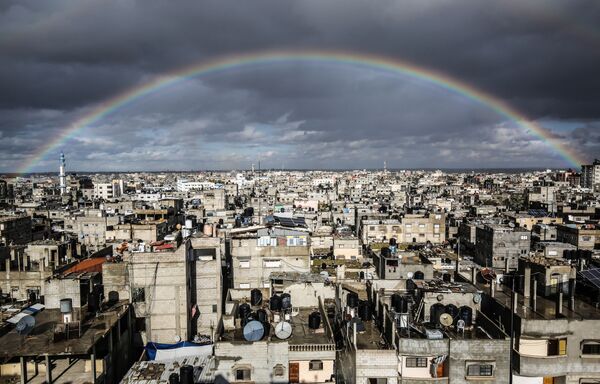 Радуга над городом Рафах, Секторе Газа - Sputnik Грузия