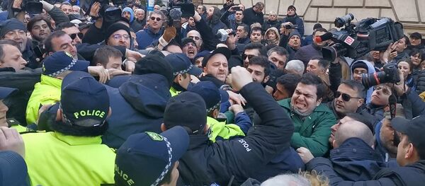 დაპირისპირება პარლამენტთან - Sputnik საქართველო