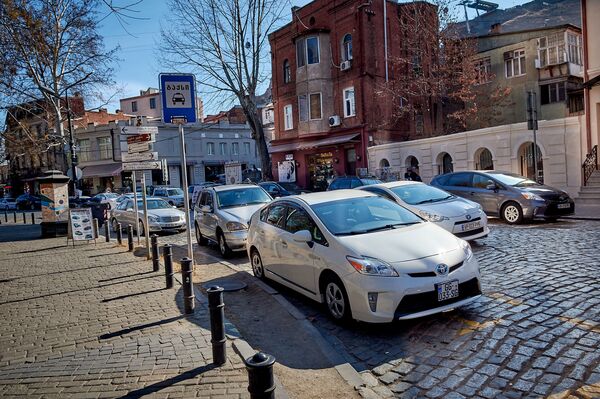 В плену вируса, или Как удержать пожилого человека на карантине - Sputnik Грузия