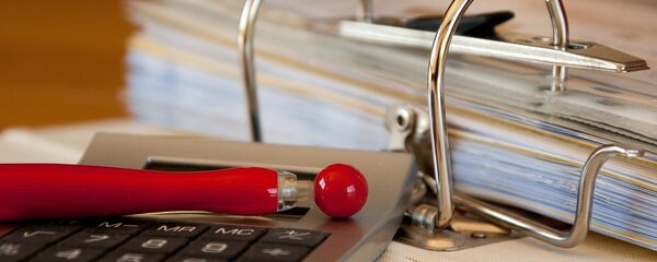 Папка с документами в налоговой компании - Sputnik Грузия