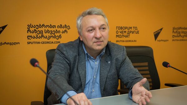 Васо Капанадзе - эксперт по международным вопросам - Sputnik Грузия