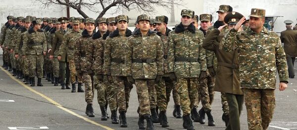 Демобилизация в одной из воинских частей Еревана - Sputnik Грузия