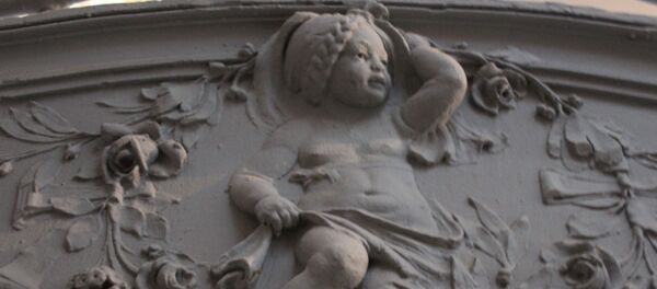 Такая вот красота тебя встречает на втором этаже Такая вот красота тебя встречает на втором этаже - Sputnik Грузия