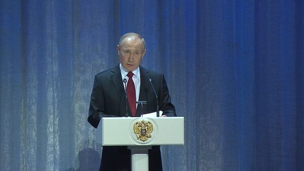 Путин: Россия нацелена на укрепление разноплановых связей с Кыргызстаном - Sputnik Грузия