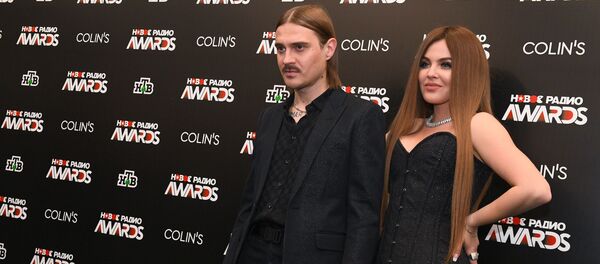 Участники группы Little Big Илья Прусикин и Софья Таюрская Участники группы Little Big Илья Прусикин и Софья Таюрская - Sputnik Грузия