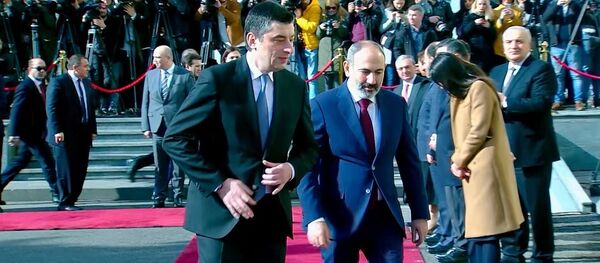 გიორგი გახარია და ნიკოლ ფაშინიანი გიორგი გახარია და ნიკოლ ფაშინიანი - Sputnik საქართველო