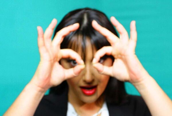 ანუკა გვალიას იმპროვიზაციები და ორიგინალური მანერით შესრულებული ქართული სიმღერები - Sputnik საქართველო