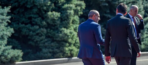 Официальный визит премьер-министра Грузии Георгия Гахария в Армению (15 октября 2019). Еревaн Официальный визит премьер-министра Грузии Георгия Гахария в Армению (15 октября 2019). Еревaн - Sputnik Грузия