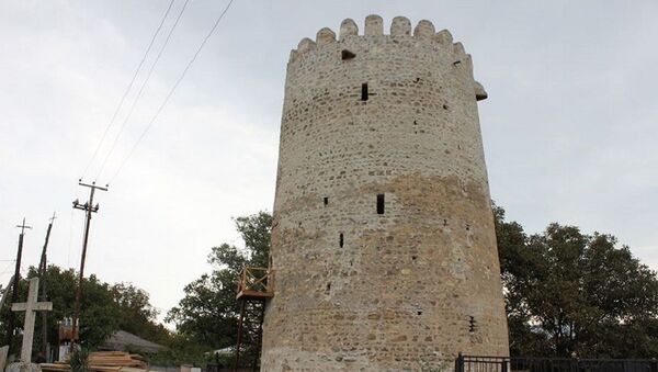 Башня княжеского рода Багратион-Давиташвили в селе Пца (Карельский район) - Sputnik Грузия